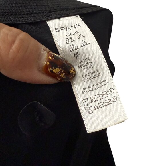 Spanx Black Sunshine Solutions Kick Flare Microfiber Slimming Pants Womens Large - Picture 3 of 4